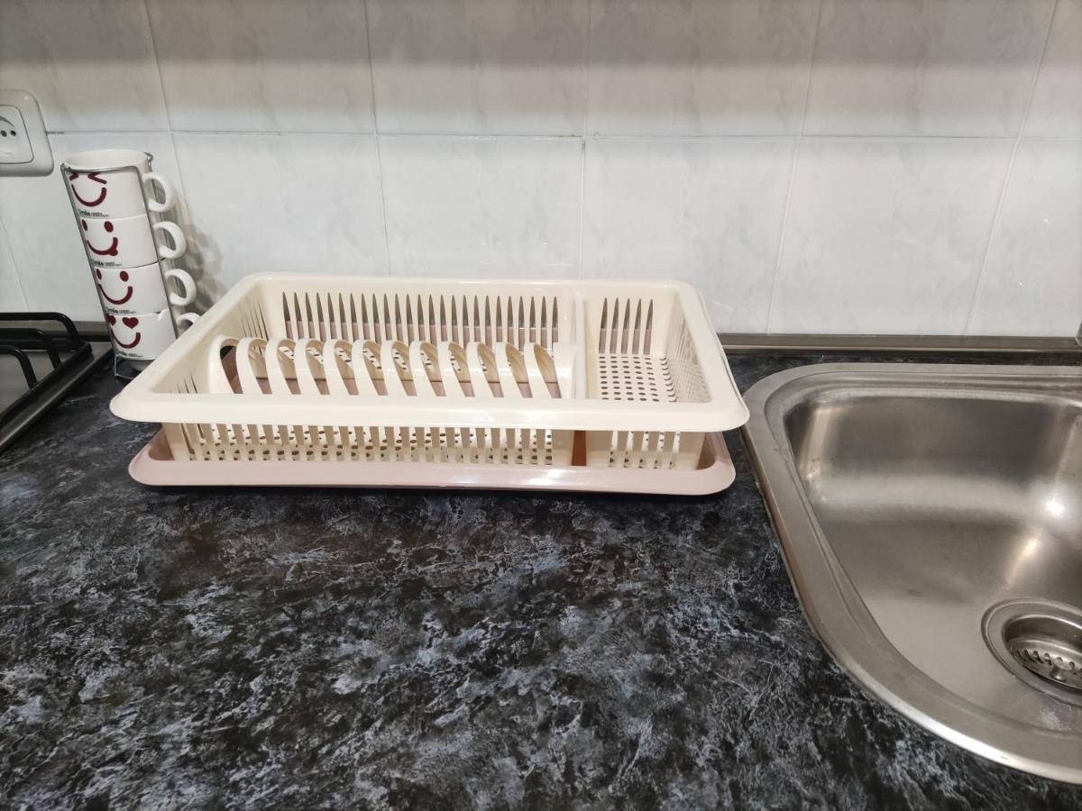 יירבאן Renovated 1 Bedroom With King Size Bed In Kentron מראה חיצוני תמונה